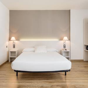 Chambre accessible Hotel ILUNION Valencia 3